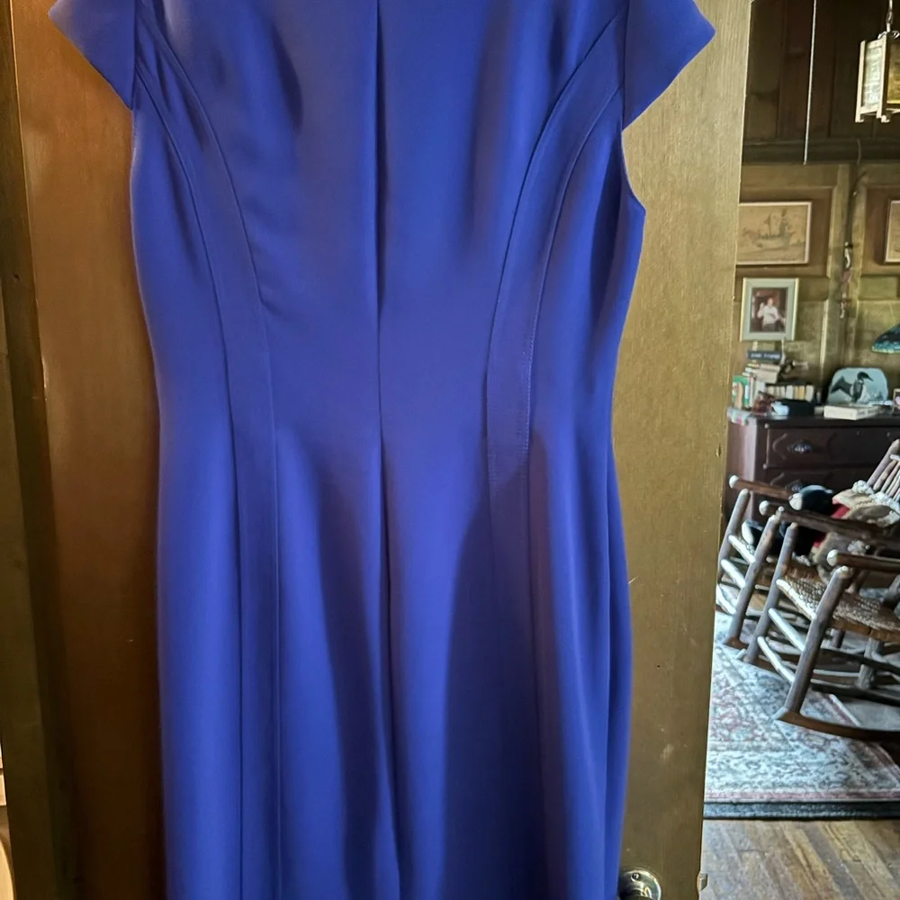Tahari dress - Picture 2 of 4